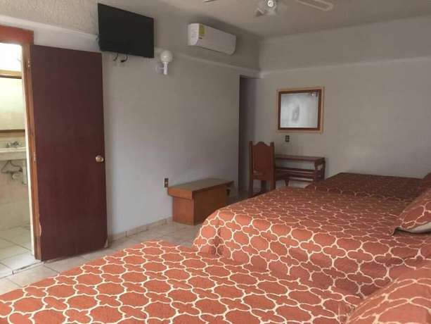 Imagen general del Hotel Riviera, San Juan de los Lagos. Foto 1