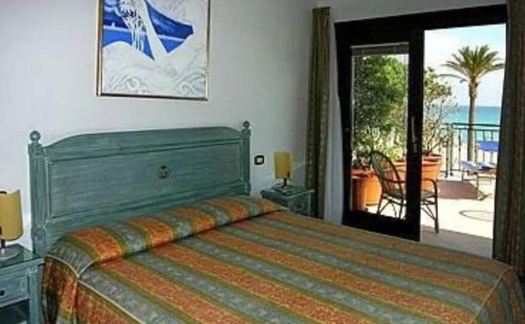 Imagen de la habitación del Hotel Riviera, San Vito Lo Capo. Foto 12