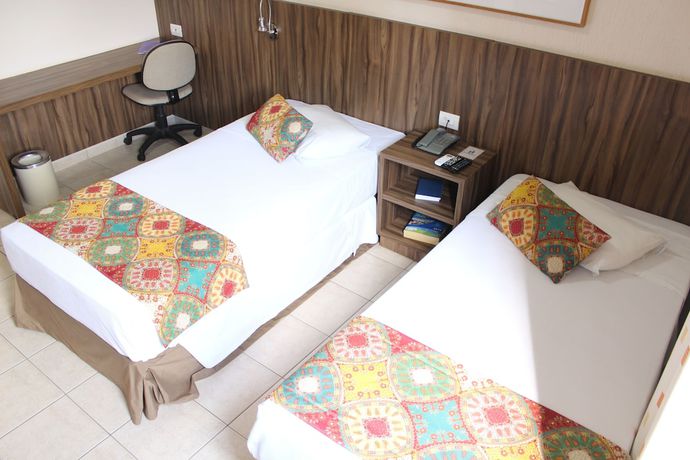 Imagen de la habitación del Hotel Riviera, Sao Jose do Rio Preto. Foto 6