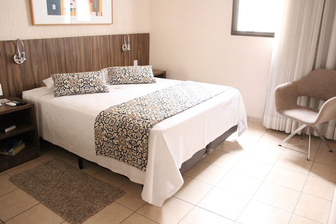 Imagen de la habitación del Hotel Riviera, Sao Jose do Rio Preto. Foto 7