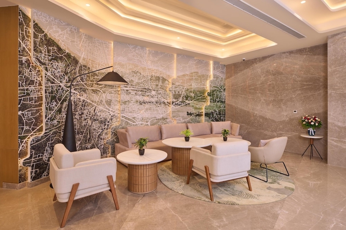 Imagen de los interiores del Hotel Riviera Sarovar Portico Pathankot. Foto 13