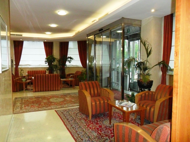 Imagen de los interiores del Hotel Riviera, Segrate. Foto 17