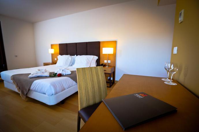 Imagen de la habitación del Hotel Riviera Setubal. Foto 7