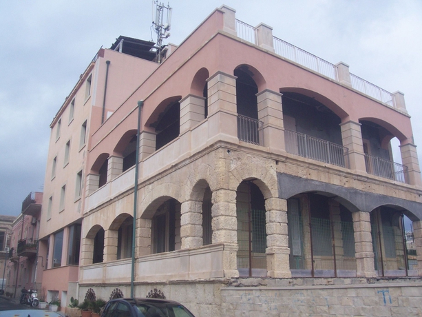 Imagen general del Hotel Riviera, Siracusa. Foto 1