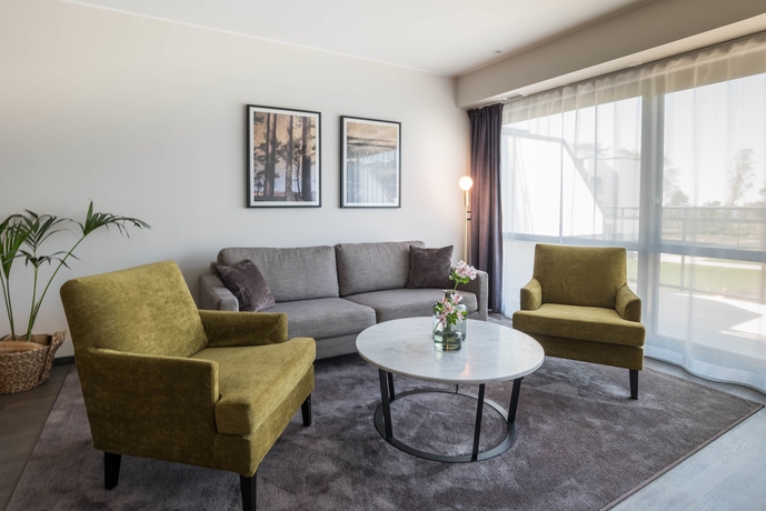 Imagen de los interiores del Hotel Riviera Strand. Foto 15