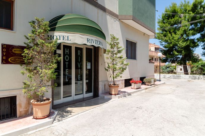 Imagen general del Hotel Riviera, Trani. Foto 1