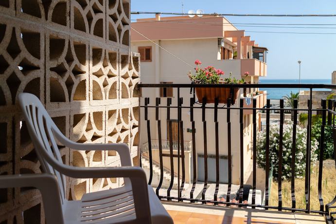Imagen de la habitación del Hotel Riviera, Trani. Foto 14