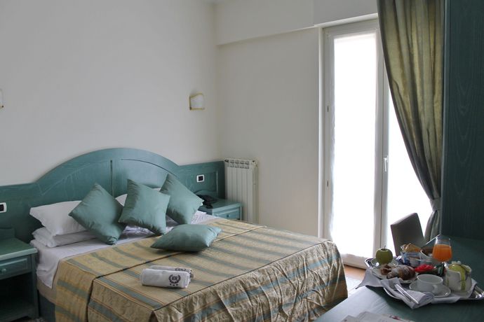 Imagen de los interiores del Hotel Riviera Varazze. Foto 16