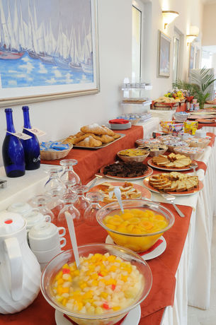 Imagen de la habitación del Hotel Riviera Varazze. Foto 9