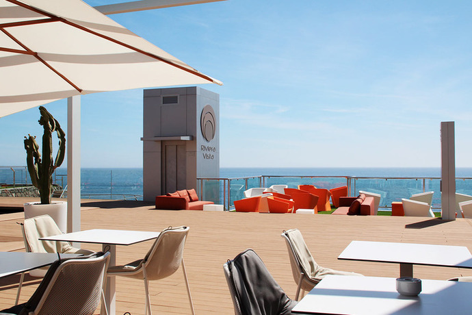 Imagen del bar/restaurante del Hotel Riviera Vista. Foto 7