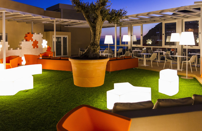 Imagen del bar/restaurante del Hotel Riviera Vista. Foto 8