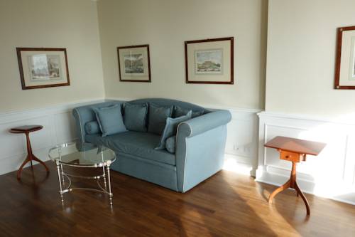 Imagen de la habitación del Hotel Riviera and Maximilians. Foto 6