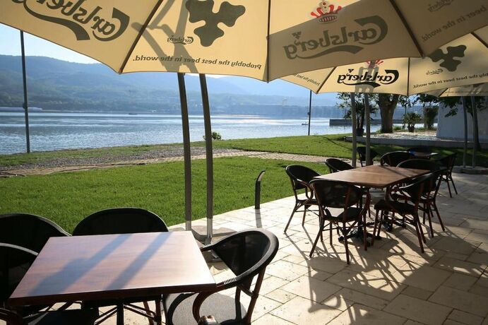 Imagen general del Hotel Riviera by Queens. Foto 16