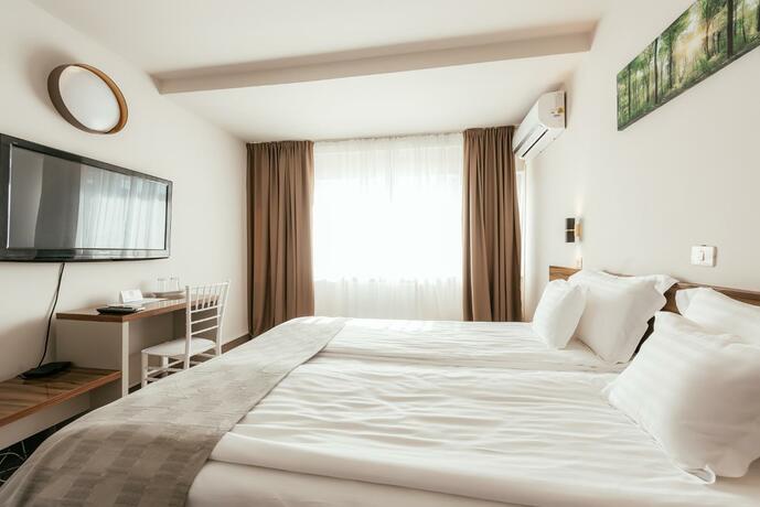 Imagen general del Hotel Riviera by Queens and Resort. Foto 16