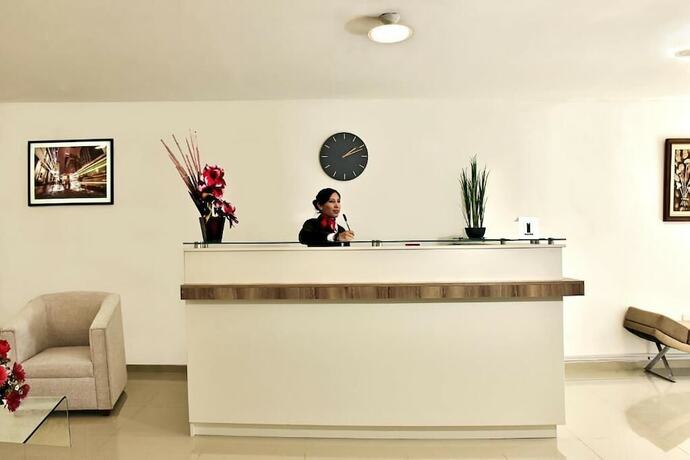 Imagen general del Hotel Riviera es Ejecutivo. Foto 10