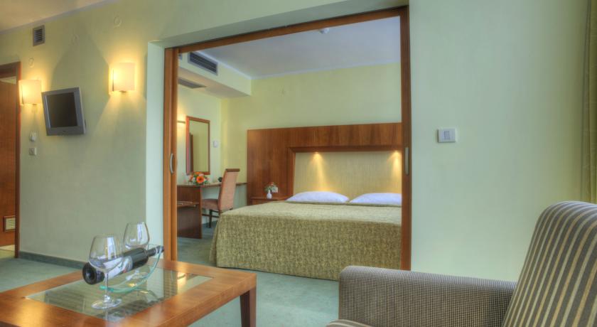 Imagen general del Hotel Rivijera. Foto 3