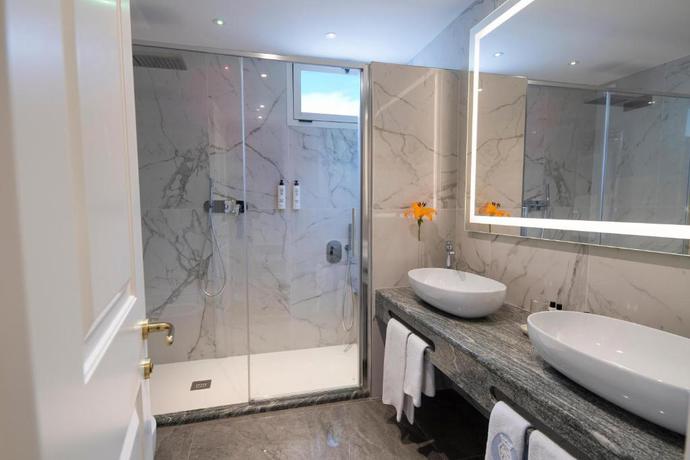 Imagen de la habitación del Hotel Rivoli Boutique. Foto 13