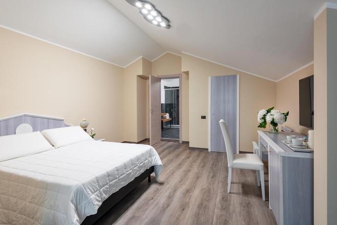 Imagen de la habitación del Hotel Rivoli, Rivoli. Foto 7