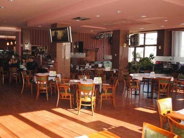 Imagen general del Hotel Rivulus. Foto 4