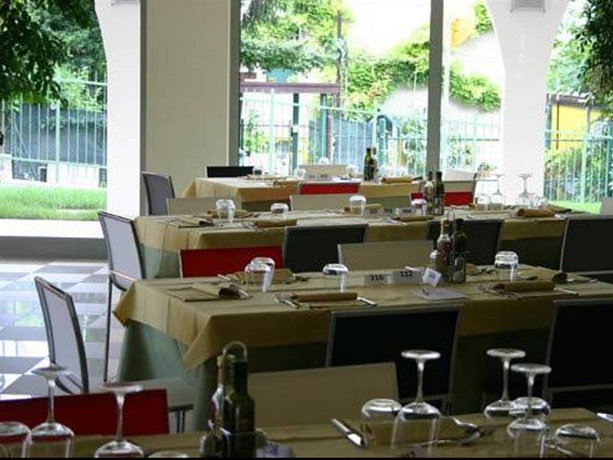 Imagen general del Hotel Rivus. Foto 4