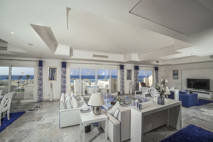 Imagen de la habitación del Hotel Rixos Alamein. Foto 2