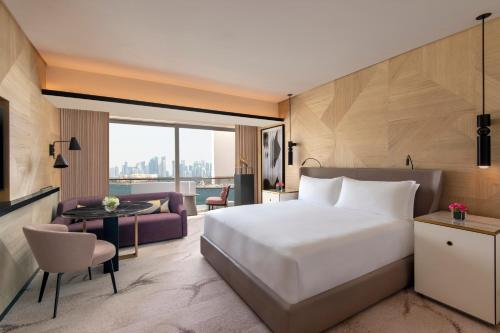 Imagen de la habitación del Hotel Rixos Gulf Doha. Foto 12