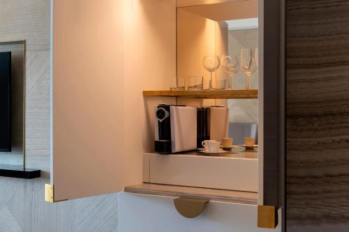 Imagen de la habitación del Hotel Rixos Gulf Doha. Foto 13