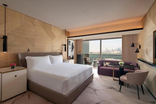 Imagen de la habitación del Hotel Rixos Gulf Doha. Foto 15