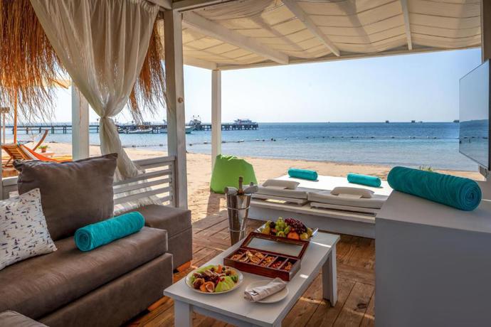 Imagen de los interiores del Hotel Rixos Premium Magawish Bay View. Foto 10