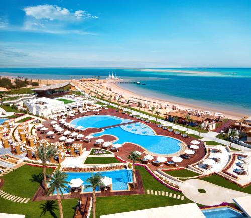 Imagen general del Hotel Rixos Premium Magawish Suites and Villas. Foto 3