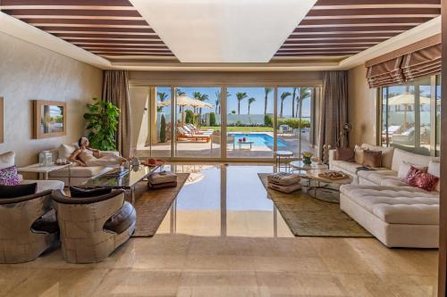 Imagen de la habitación del Hotel Rixos Premium Seagate. Foto 11