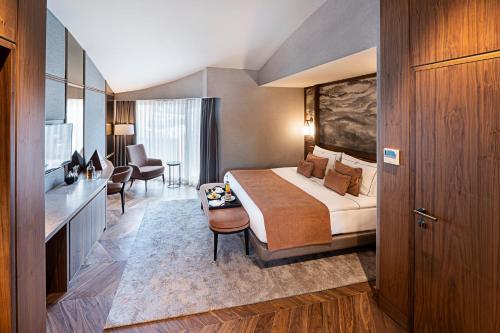 Imagen de la habitación del Hotel Rixos Sungate - The Land Of Legend Access. Foto 12