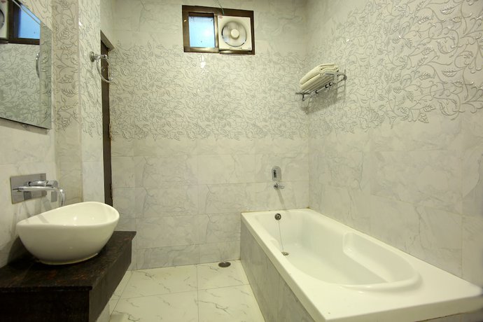 Imagen de la habitación del Hotel Riya Palace, Agra. Foto 13
