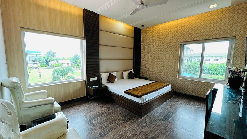 Imagen de la habitación del Hotel Riya Palace, Haldwani. Foto 8