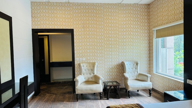 Imagen de la habitación del Hotel Riya Palace, Haldwani. Foto 9