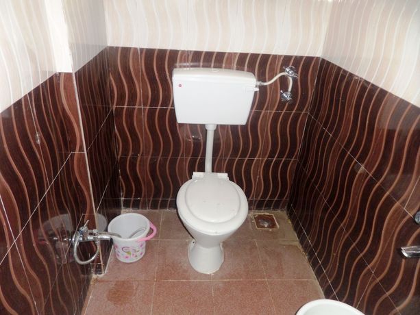 Imagen de la habitación del Hotel Riya Raj. Foto 19