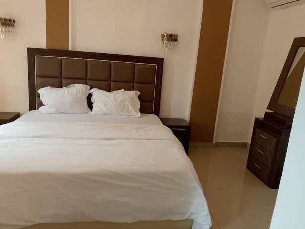 Imagen de la habitación del Hotel Riyad City. Foto 6