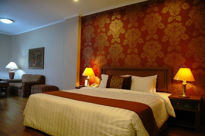 Imagen de la habitación del Hotel Riyadi Palace. Foto 4