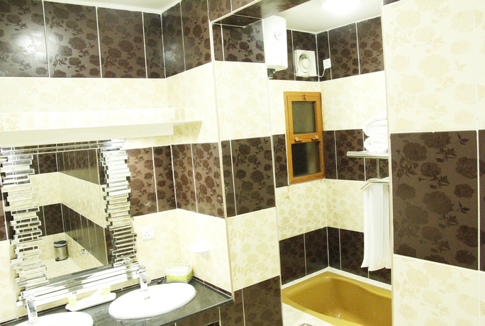 Imagen de la habitación del Hotel Riyam Muscat. Foto 7