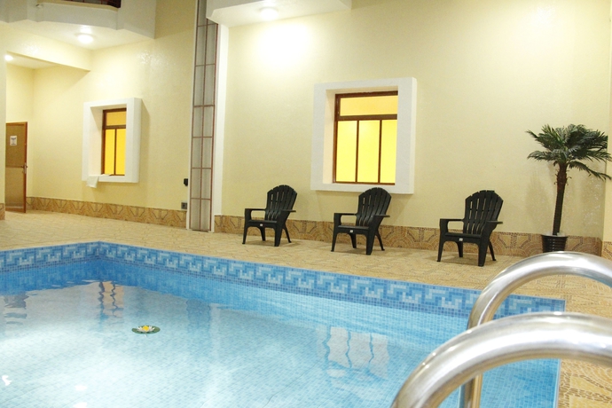 Imagen de la piscina del Hotel Riyam Muscat. Foto 18