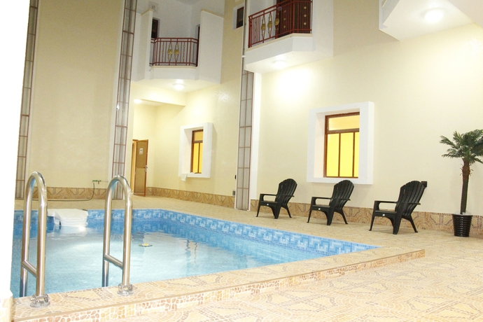Imagen de la piscina del Hotel Riyam Muscat. Foto 19