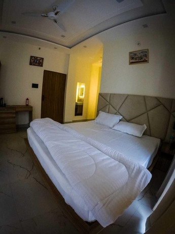 Imagen de la habitación del Hotel Riyansh. Foto 7