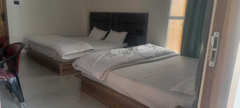 Imagen de la habitación del Hotel Riyansh. Foto 9