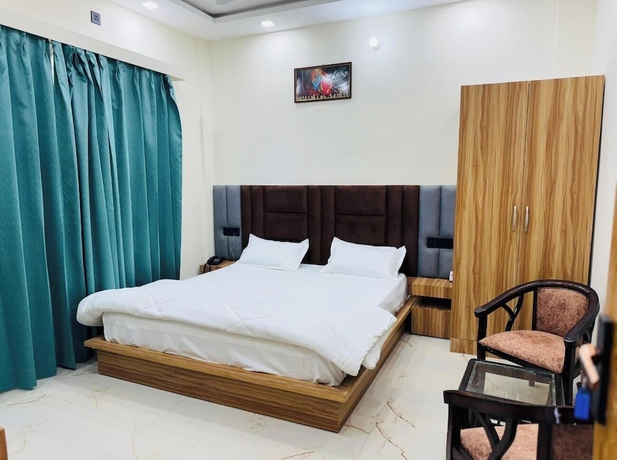 Imagen de la habitación del Hotel Riyansh hotel and restaurant. Foto 1
