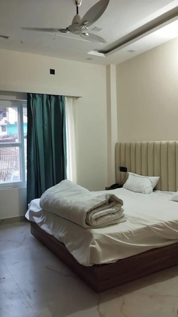 Imagen de la habitación del Hotel Riyansh hotel and restaurant. Foto 12