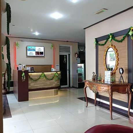 Imagen de los interiores del Hotel Rizh. Foto 19