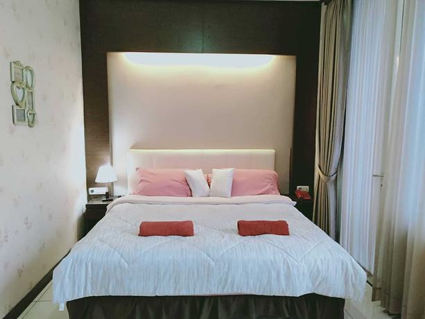 Imagen de la habitación del Hotel Rizh. Foto 15