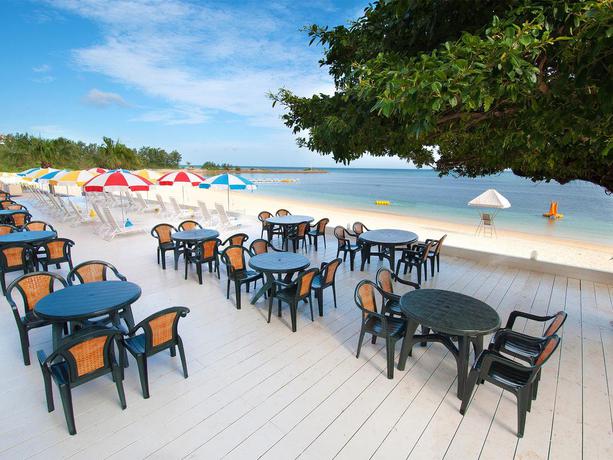 Imagen general del Hotel Rizzan Sea Park Tancha Bay. Foto 9