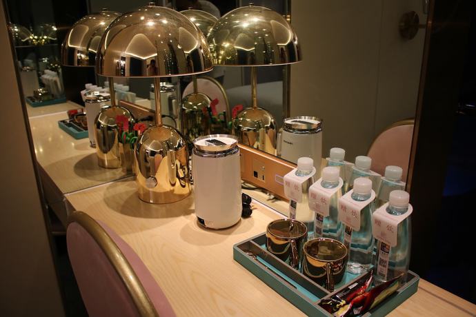 Imagen de la habitación del Hotel R-kiss Boutique. Foto 13