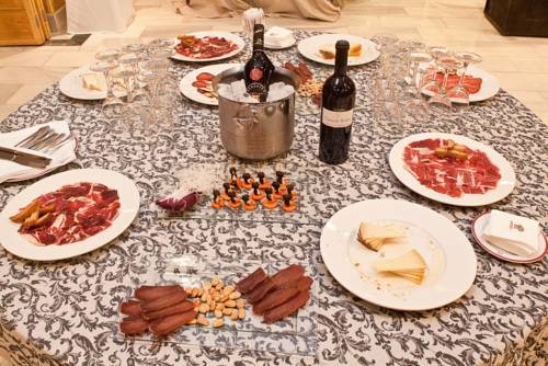 Imagen general del Hotel Rl Anibal. Foto 10